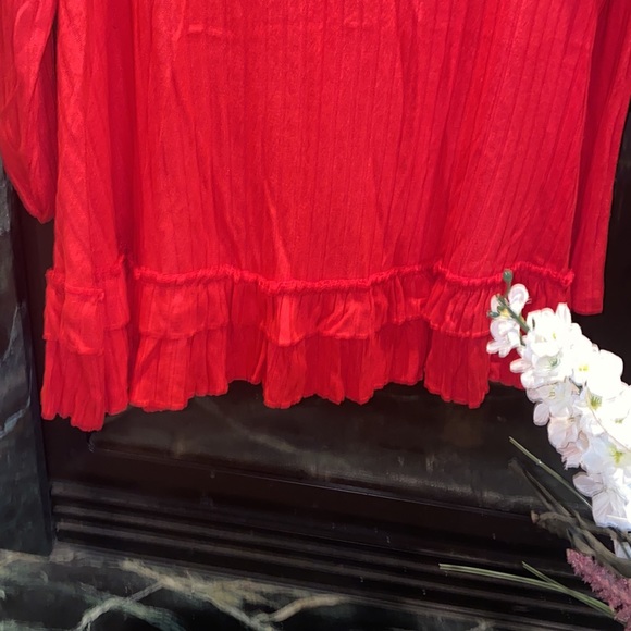 Ruby Red - Picture 3 of 3